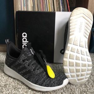Adidas Women
CLOUDFOAM PURE SHOES 7.5 / CORE BLACK